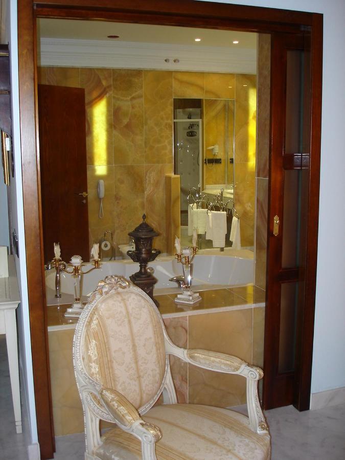 Hotel Hacienda Don Manuel Granja de Torrehermosa Bagian luar foto