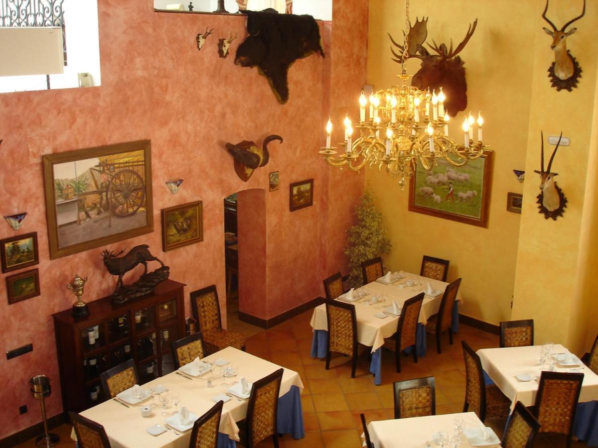 Hotel Hacienda Don Manuel Granja de Torrehermosa Bagian luar foto