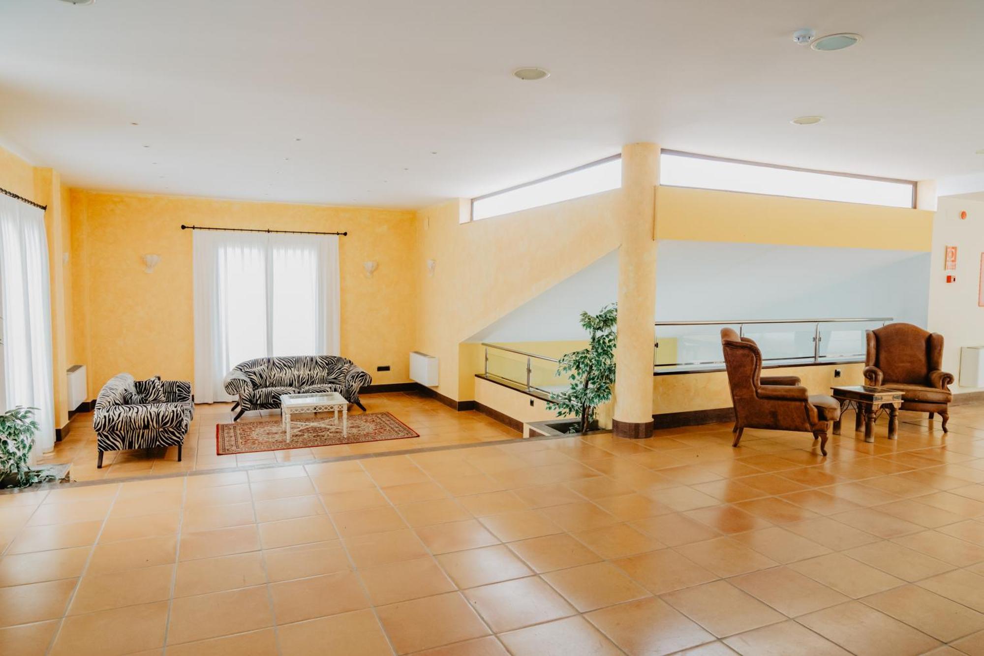 Hotel Hacienda Don Manuel Granja de Torrehermosa Bagian luar foto