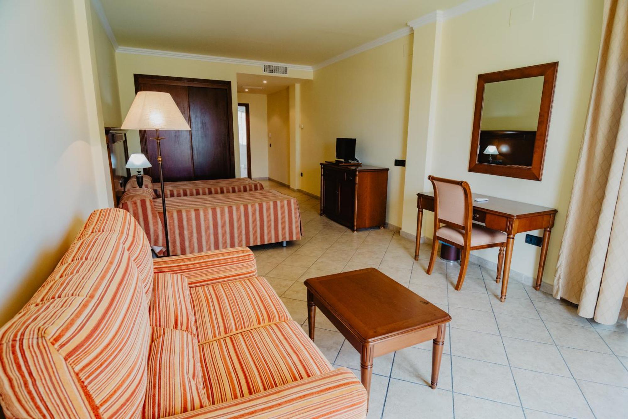 Hotel Hacienda Don Manuel Granja de Torrehermosa Bagian luar foto